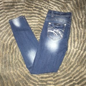 Wallflower Jeans - Normal wash jeggings with fading Wallflower Jeans - Normal wash jeggings with fading